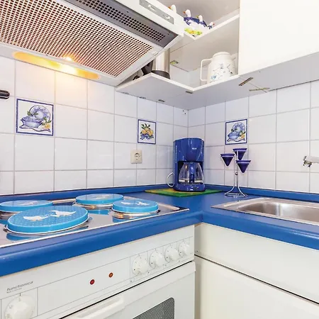 Awesome In With Wifi Apartment Crikvenica
